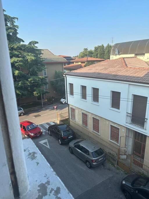 Appartamento Vicino Al Duomo Con Parcheggio Privato Padova Eksteriør billede
